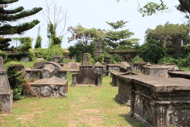cochin cementerio holandes