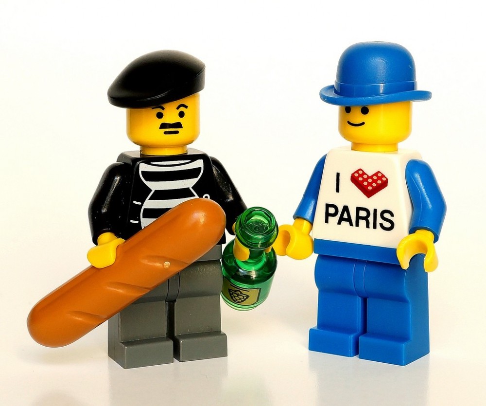 lego loves paris