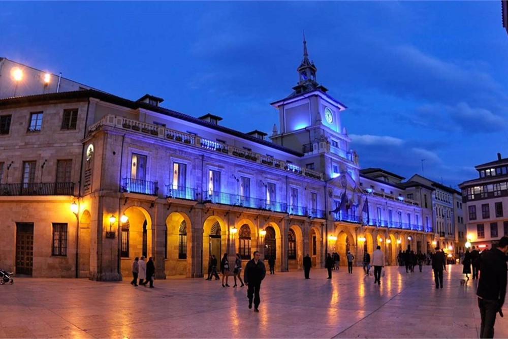 Ciudades de España - Plaza del Ayuntamiento de Oviedo